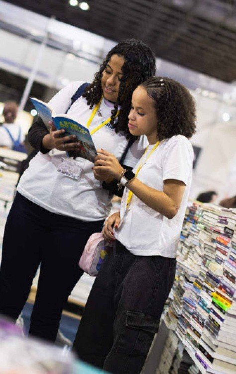 Evento registra um público recorde de 130 mil crianças, adolescentes e jovens das redes pública e privada de ensino -  (crédito: Divulgação Bienal do Livro Rio / Filmart)