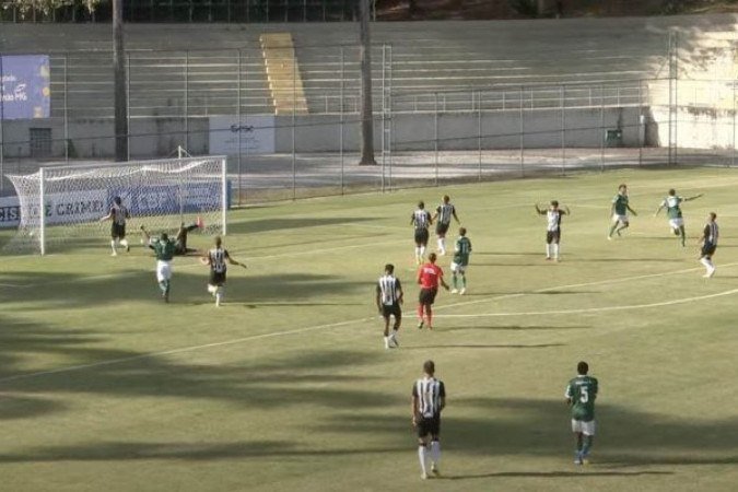 Verdão vence o Atlético por 3 a 0 e afunda rival na tabela do Sub-20 -  (crédito: Foto: reprodução Galo TV)