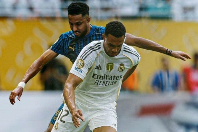 Real Madrid, de Rodrygo, e Al-Hilal, de Renan Lodi, ficam no 1 a 1 pelo Mundial -  (crédito: Foto: Divulgação / Al Hilal)