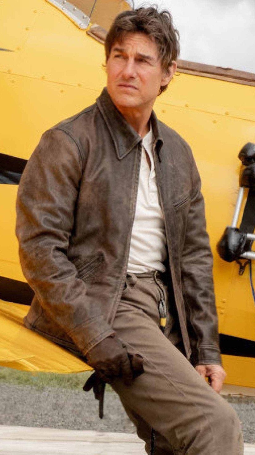 Tom Cruise bate recorde de maior número de saltos de paraquedas em chamas -  (crédito: Divulgação/Guinness)