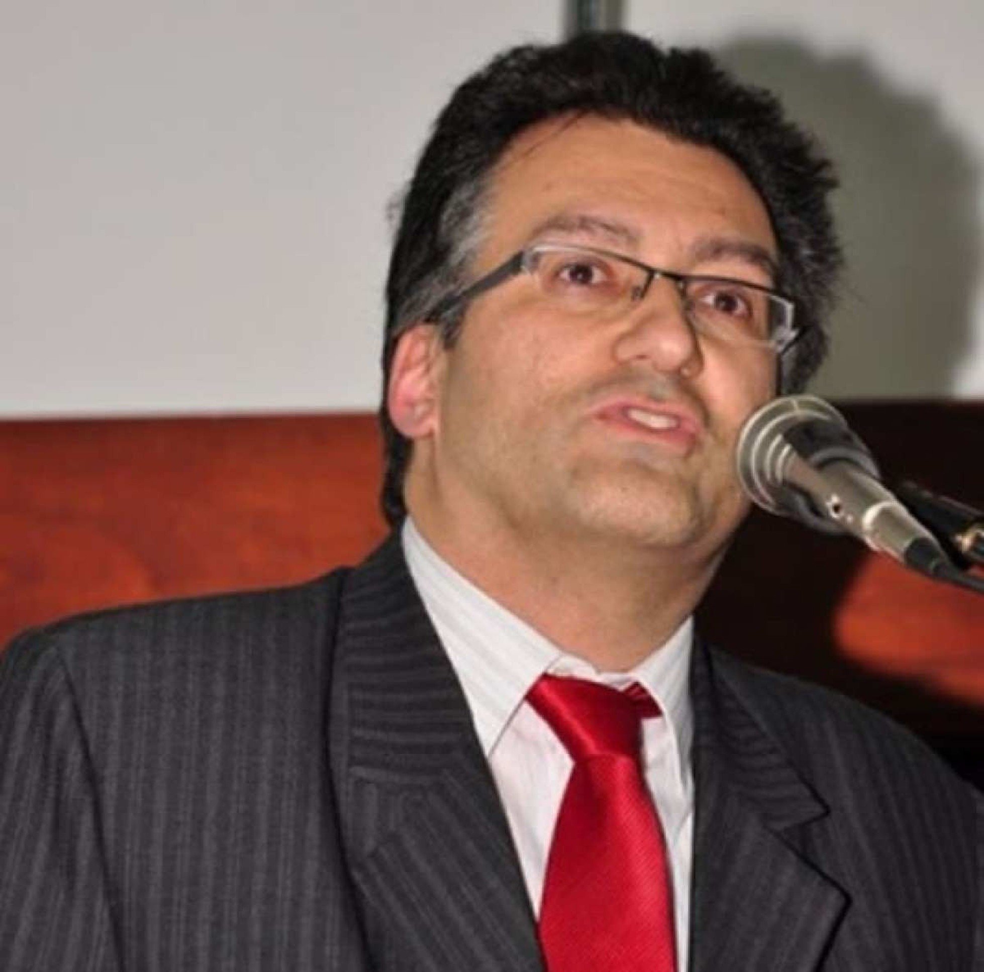 Miguel De Luca professor Buenos Aires 