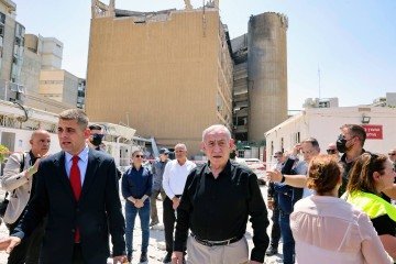  Israeli Prime Minister Benjamin Netanyahu visits the Soroka Hospital in the southern city of Beersheba, after it was hit by a missile fired from Iran on June 19, 2025. Israel's defence minister warned that Iran's supreme leader 