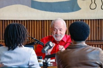 Lula na entrevista: 'Se depender do meu esforço físico, da minha consciência política, a extrema-direita não volta a governar este país' -  (crédito: Ricardo Stuckert / PR)