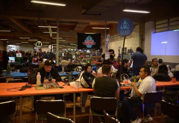  Ed Alves/CB/D.A Press