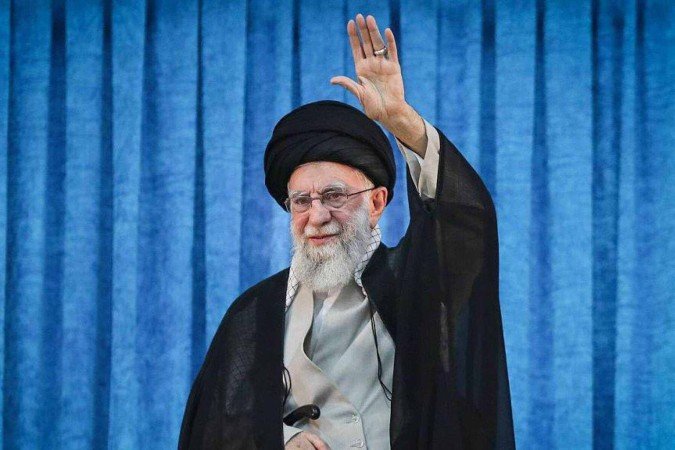 O ex-presidente da Síria, Bashar al-Assad (dir.), foi um dos aliados mais próximos do Irã, até sua derrubada no ano passado - (crédito: Getty Images) O ex-presidente da Síria, Bashar al-Assad (dir.), foi um dos aliados mais próximos do Irã, até sua derrubada no ano passado - (crédito: Getty Images)