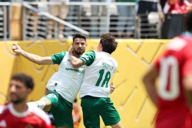 Jogadores do Palmeiras comemoram gol de Flaco López (dir.), o segundo do jogo - (crédito: Foto: Cesar Greco/Palmeiras/by Canon) Jogadores do Palmeiras comemoram gol de Flaco López (dir.), o segundo do jogo - (crédito: Foto: Cesar Greco/Palmeiras/by Canon)