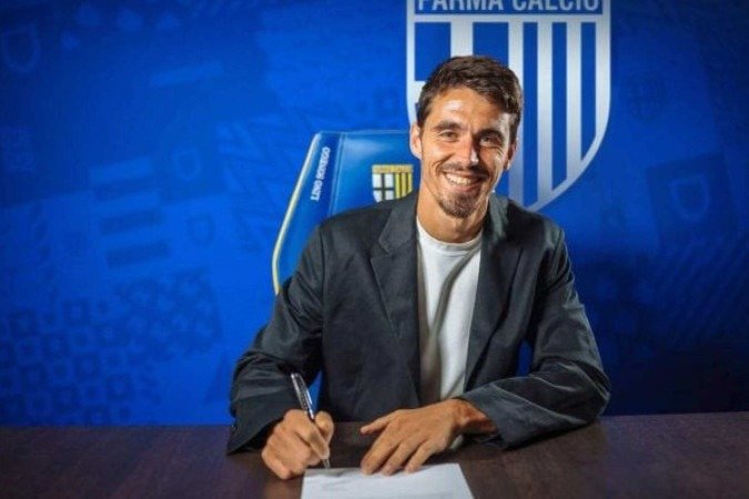 Carlos Cuesta assume o Parma e vira o técnico mais jovem do século na Europa - (crédito: Foto: Divulgação) Carlos Cuesta assume o Parma e vira o técnico mais jovem do século na Europa - (crédito: Foto: Divulgação)