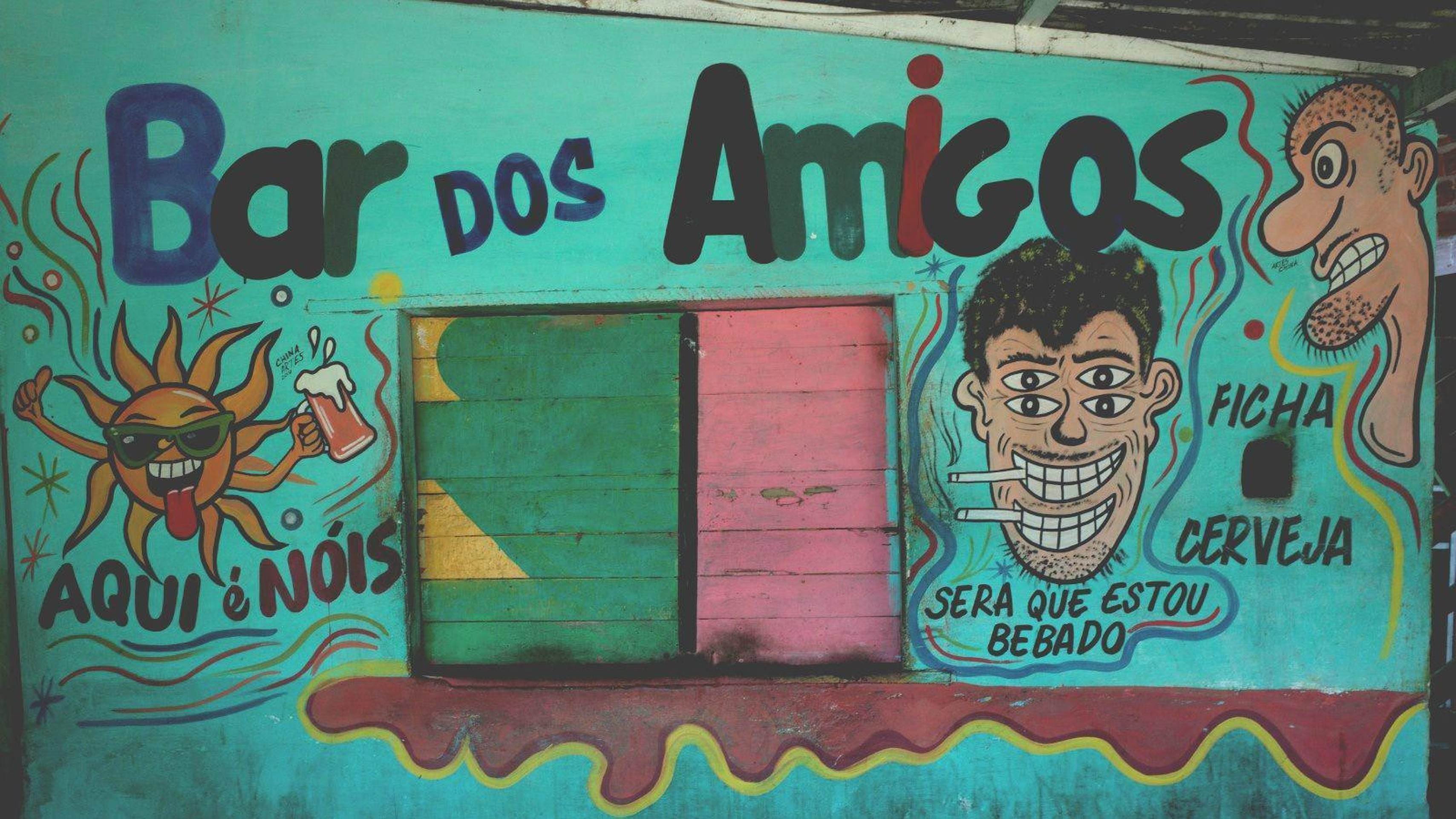 A fotografia que deu início à coleção que já reúne milhares de registros de pinturas feitas à mão, postada no perfil Handpainted Brazil, em agosto de 2018 -  (crédito: Clara Izabela/@handpaintedbrazil)