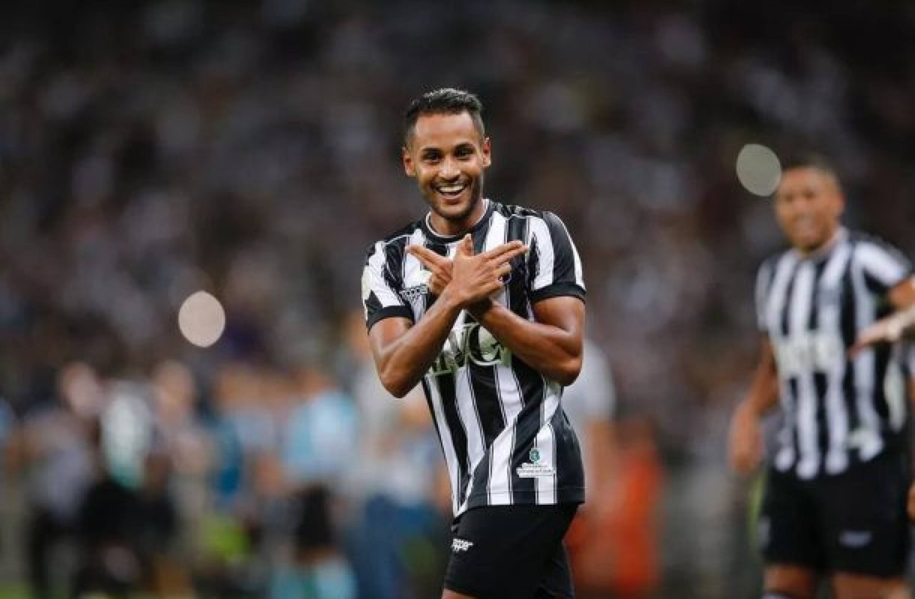 Atacante ex-Fluminense é preso em flagrante por envolvimento em tráfico de drogas