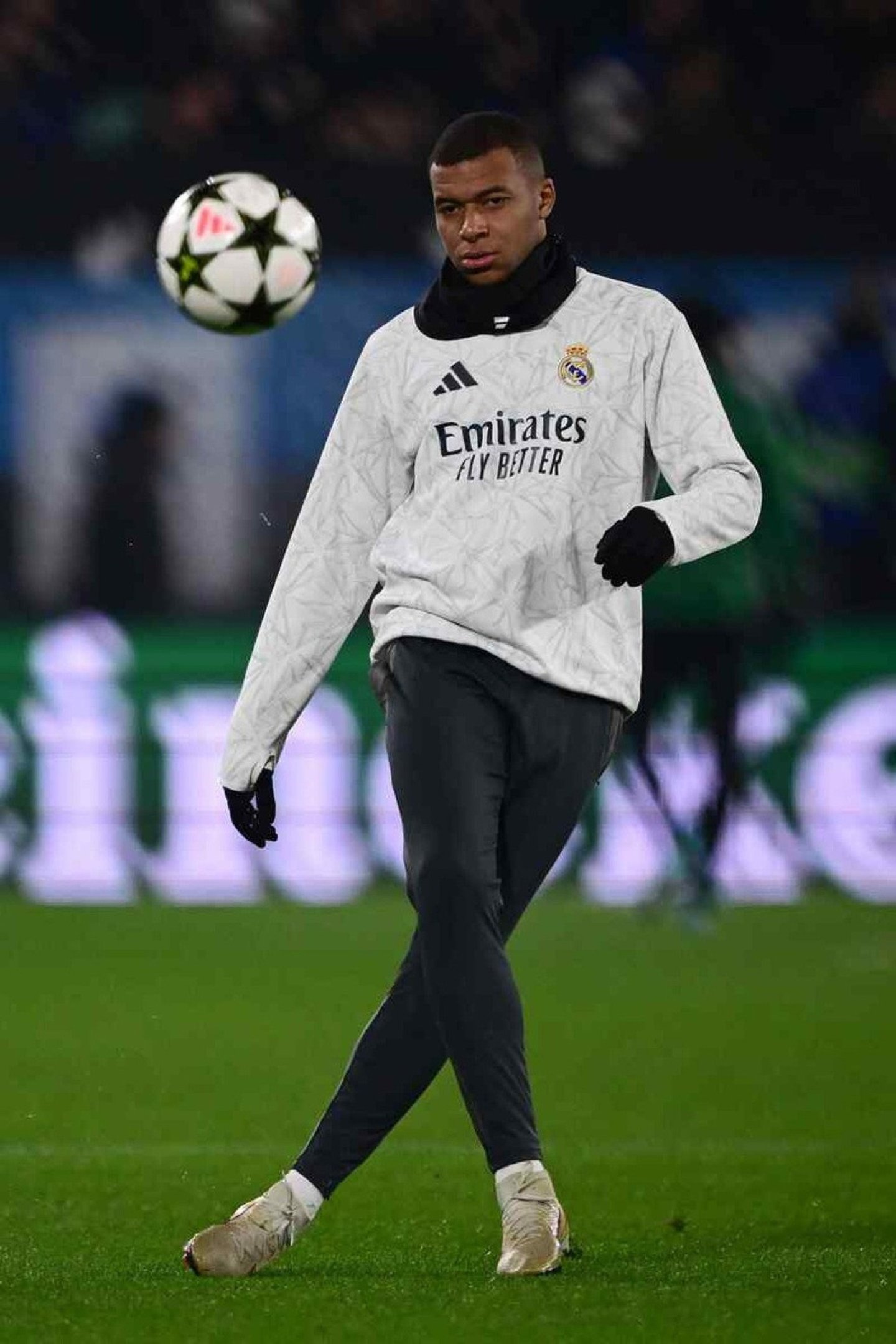 Mbappé treina forte e pode reforçar Real Madrid contra o Dortmund nas quartas do Mundial