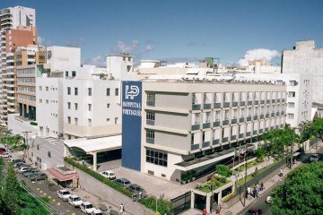 Equipamento despenca e deixa duas pessoas feridas em hospital -  (crédito: Divulgação/Hospital Português)