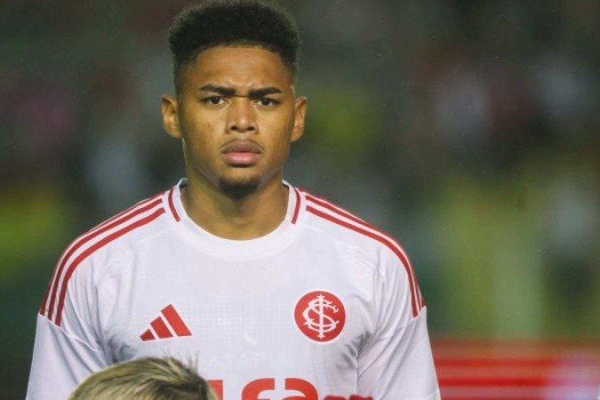 Inter passou a ter como prioridade a antecipação da compra do zagueiro Victor Gabriel depois de se consolidar como titular do Inter - (crédito: Foto: Divulgação / SC Internacional) Inter passou a ter como prioridade a antecipação da compra do zagueiro Victor Gabriel depois de se consolidar como titular do Inter - (crédito: Foto: Divulgação / SC Internacional)