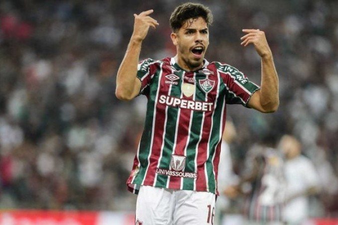 NONATO - Entrou bem, trouxe fôlego para o meio-campo do Fluminense e marcou o seu gol.NOTA 7.0 - Foto: Lucas Merçon/Fluminense