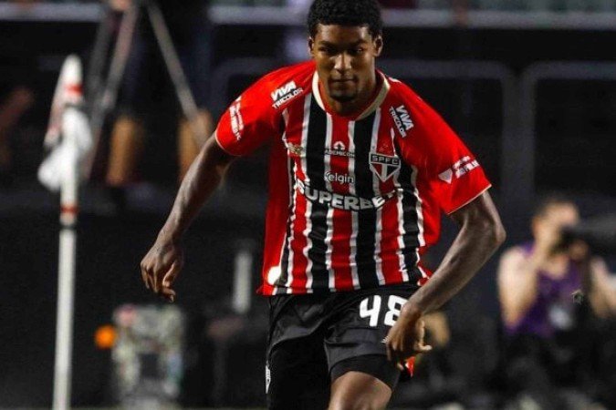 São Paulo recebe sondagem por Lucas Ferreira - (crédito: Foto: Divulgação/São Paulo) São Paulo recebe sondagem por Lucas Ferreira - (crédito: Foto: Divulgação/São Paulo)