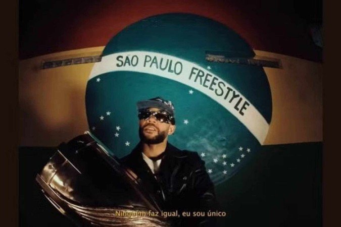 Memphis Depay lança música nova com a taça do Paulistão - (crédito: Foto: Reprodução) Memphis Depay lança música nova com a taça do Paulistão - (crédito: Foto: Reprodução)