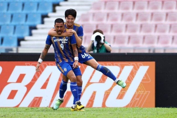 Jogadores do Ulsan ficaram fora do Mundial por conta do serviço militar na Coreia do Sul - (crédito: Foto: Yong Teck Lim/Getty Images) Jogadores do Ulsan ficaram fora do Mundial por conta do serviço militar na Coreia do Sul - (crédito: Foto: Yong Teck Lim/Getty Images)