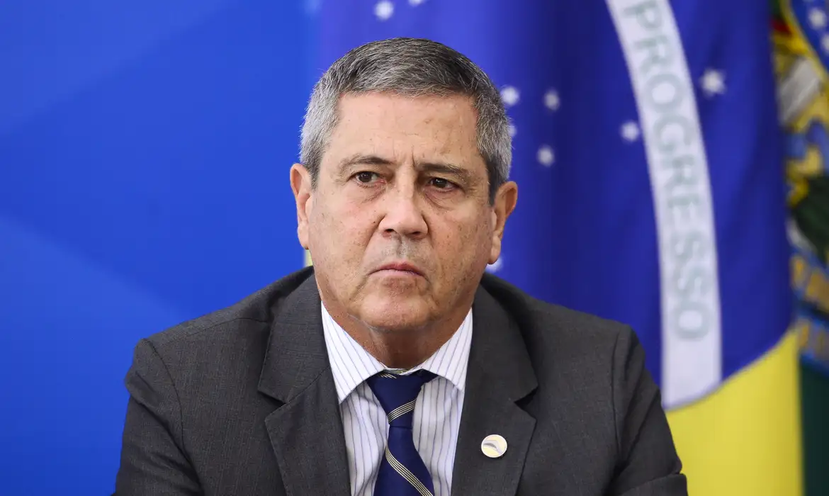 O ex-ministro, preso preventivamente, viajará do Rio de Janeiro à capital federal para participar de acareação com Mauro Cid
 -  (crédito: Marcelo Camargo/Agência Brasil)