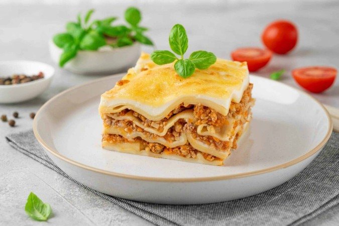 Lasanha à bolonhesa (Imagem: irina2511 | Shutterstock) - (crédito: EdiCase) Lasanha à bolonhesa (Imagem: irina2511 | Shutterstock) - (crédito: EdiCase)