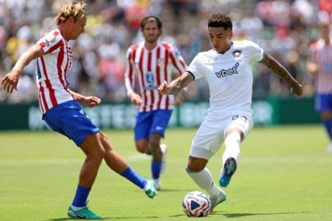 Apesar de ser bem marcado, Jesus teve outra boa apresentação pelo Glorioso - (crédito: Foto: Vitor Silva/Botafogo) Apesar de ser bem marcado, Jesus teve outra boa apresentação pelo Glorioso - (crédito: Foto: Vitor Silva/Botafogo)