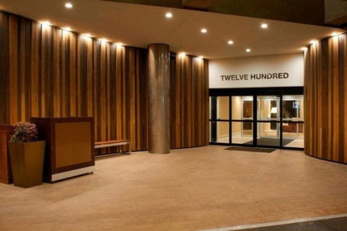 Morador de rua dorme em quarto de jogador do Fluminense após invasão a hotel nos EUA - (crédito: Foto: Reprodução/marriott.com) Morador de rua dorme em quarto de jogador do Fluminense após invasão a hotel nos EUA - (crédito: Foto: Reprodução/marriott.com)