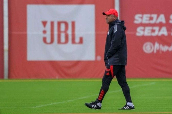 Um dos principais focos no Inter durante a retomada da preparação para a segunda parte da temporada será a melhora defensiva -  (crédito: Foto: Ricardo Duarte / Internacional)