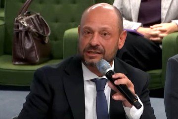 Gilberto Waller, do INSS, disse aos ministros do Supremo que a intenção é pagar 'o mais rápido possível' - (crédito: Reprodução/TV Justiça) Gilberto Waller, do INSS, disse aos ministros do Supremo que a intenção é pagar 'o mais rápido possível' - (crédito: Reprodução/TV Justiça)