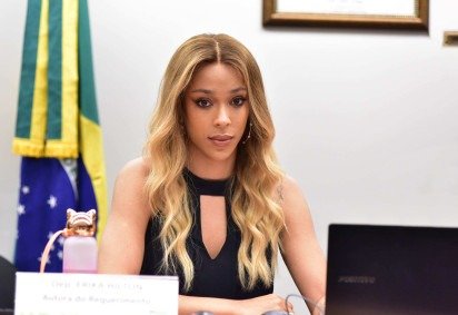 "Isso é simplesmente uma invenção", afirma Erika em nota enviada ao Correio por sua defesa - (crédito: Zeca Ribeiro/Câmara dos Deputados)