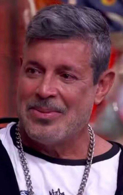 Frota sobre distanciamento do filho: 'Não quer por perto um ex-viciado que fez filmes adultos' -  (crédito: Observatorio dos Famosos)