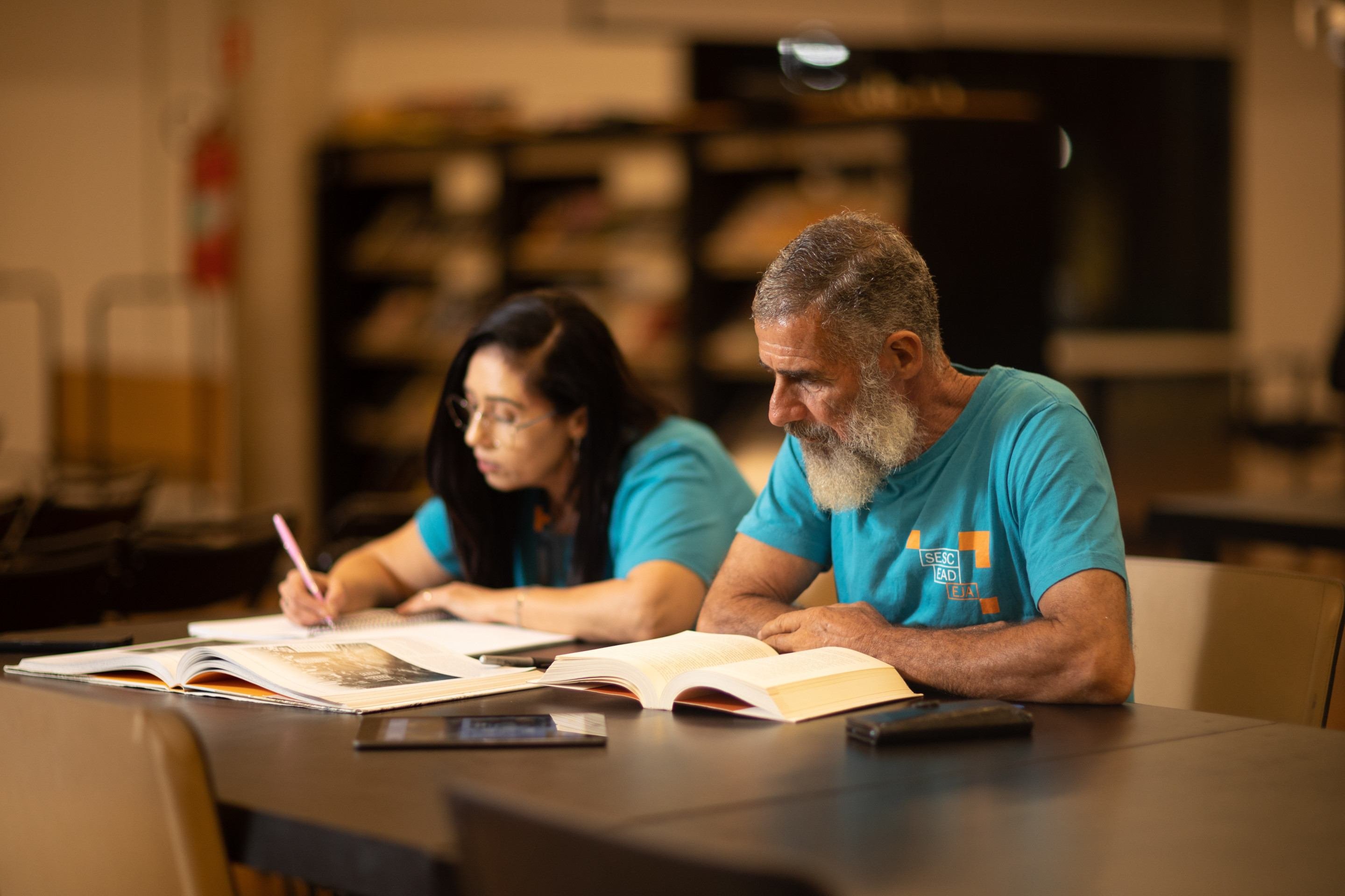Iniciativa une ensino m&eacute;dio e qualifica&ccedil;&atilde;o profissional gratuitos