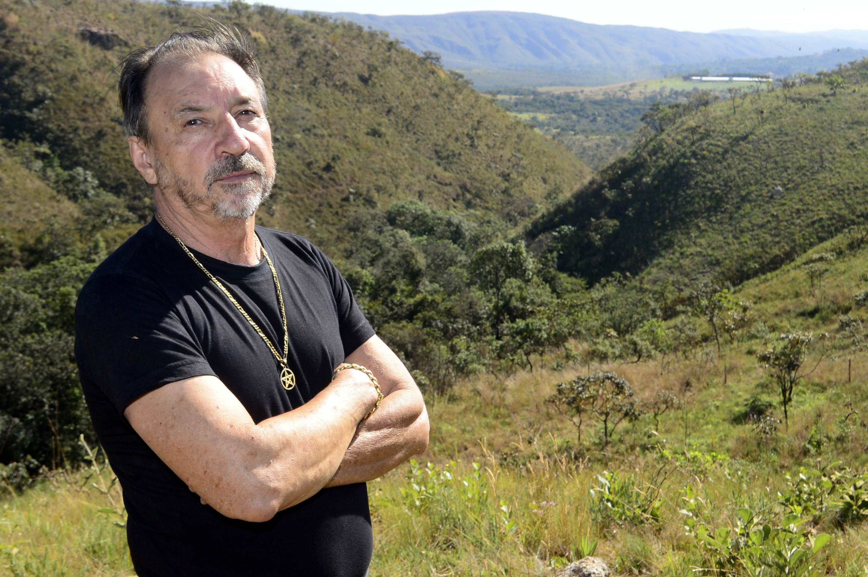  25/06/2025 Crédito: Marcelo Ferreira/CB/D.A Press. Brasil. Brasília - DF - Desabamento de lixo do Aterro Sanitário Ouro Verde no Distrito de Monte Alto em Padre Bernardo (GO), poderá contaminar o meio ambiente da região. Francisco Ramalho, proprietário da fazenda vizinha ao aterro.