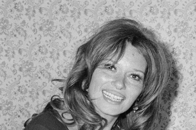 Segundo o jornal romano Il Messaggero, a atriz, cujas últimos filmes datam do século passado, morreu na segunda-feira em Roma e seu sepultamento ocorreu na terça-feira em Sutri, ao norte da capital italiana - (crédito: Marcel BINH / AFP) Segundo o jornal romano Il Messaggero, a atriz, cujas últimos filmes datam do século passado, morreu na segunda-feira em Roma e seu sepultamento ocorreu na terça-feira em Sutri, ao norte da capital italiana - (crédito: Marcel BINH / AFP)