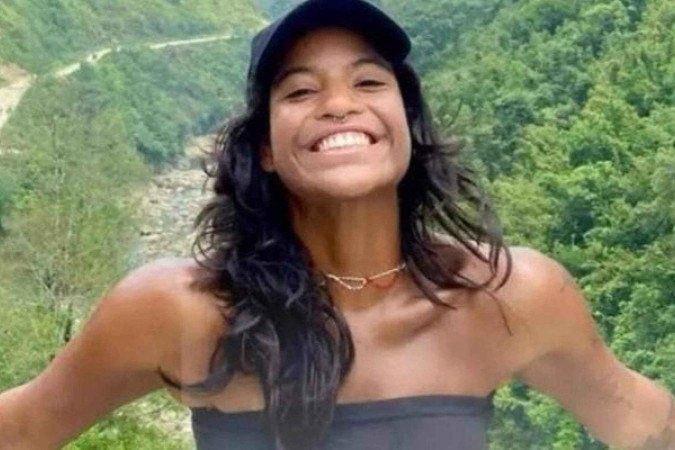 Juliana Marins morreu após aguardar quatro dias por resgaste depois de cair em uma trilha nos arredores de um vulcão na Indonésia - (crédito: Foto: Reprodução / Instagram) Juliana Marins morreu após aguardar quatro dias por resgaste depois de cair em uma trilha nos arredores de um vulcão na Indonésia - (crédito: Foto: Reprodução / Instagram)