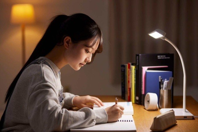 O preparo para a redação do Enem ajuda a garantir uma boa nota (Imagem: west_photo | Shutterstock) - (crédito: EdiCase) O preparo para a redação do Enem ajuda a garantir uma boa nota (Imagem: west_photo | Shutterstock) - (crédito: EdiCase)