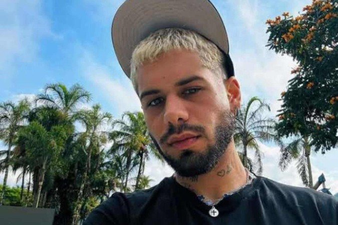 Zé Felipe recebe calcinha usada de fã -  (crédito: Reprodução Instagram)