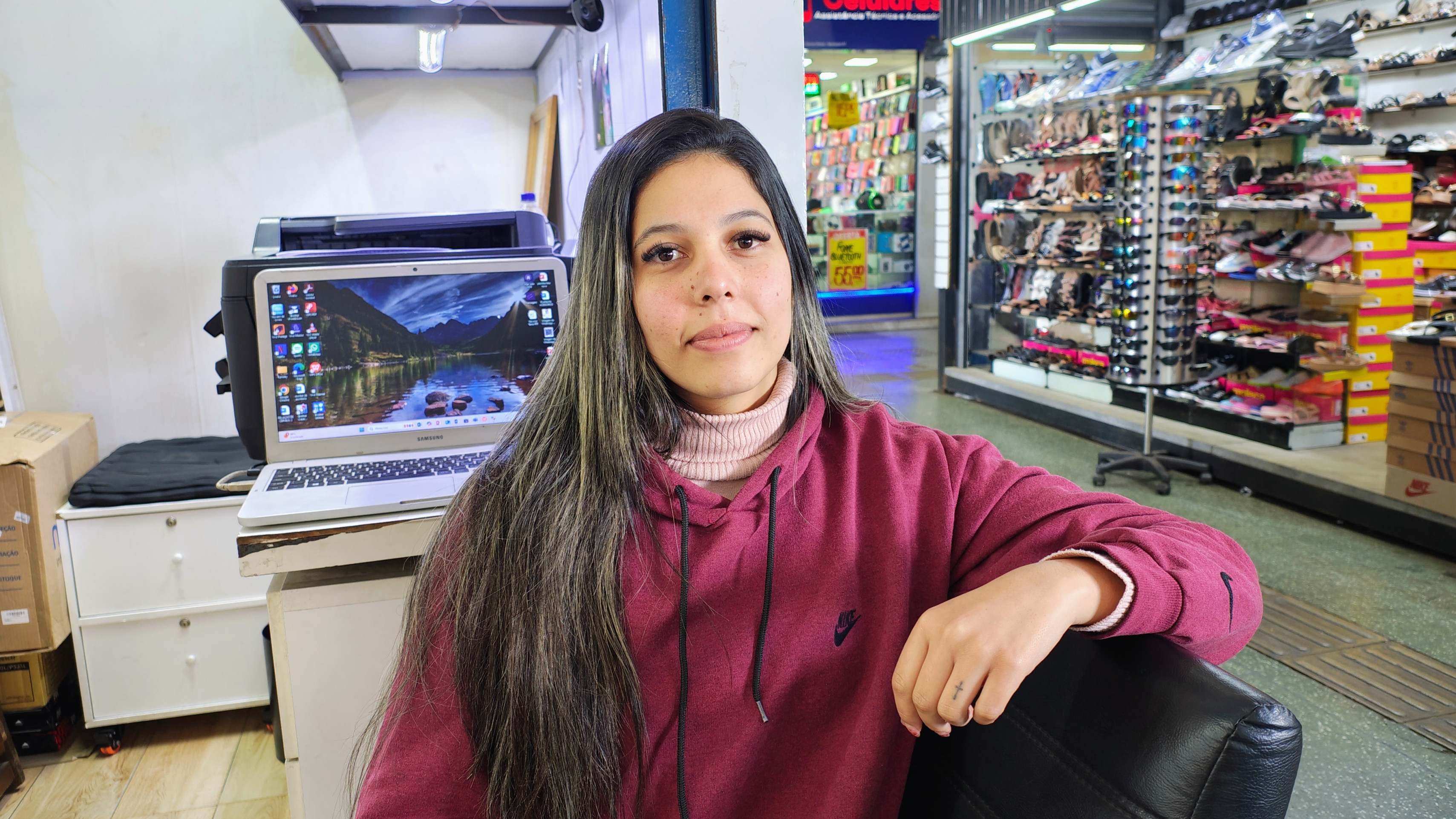 Suziele Oliveira prefere compras &agrave; vista, para evitar os juros