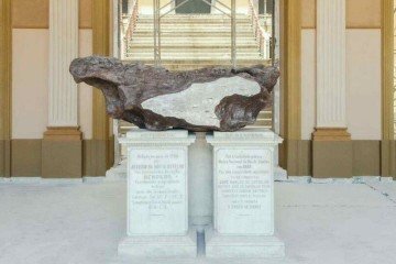 A sala do Museu Nacional onde o Bendegó está instaldo -  (crédito: Felipe Cohen/PMNV)