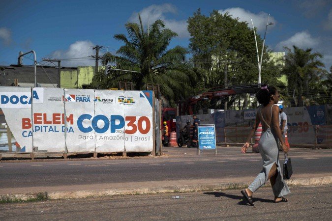 Em plataformas de hospedagem, algumas locações em Belém chegam na casa dos R$ 100 mil
- (crédito: AFP) Em plataformas de hospedagem, algumas locações em Belém chegam na casa dos R$ 100 mil
- (crédito: AFP)