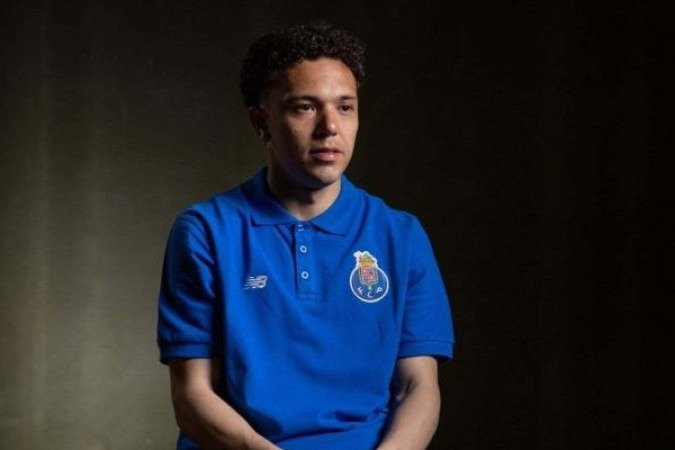 Clube de futebol prepara barca - (crédito: Foto: divulgação Porto) Clube de futebol prepara barca - (crédito: Foto: divulgação Porto)