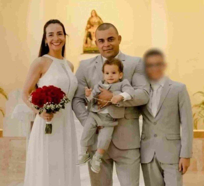 Adolescente de 14 anos dopa pai, mãe e irmão e depois mata os três a tiro -  (crédito: Reprodução/Internet)