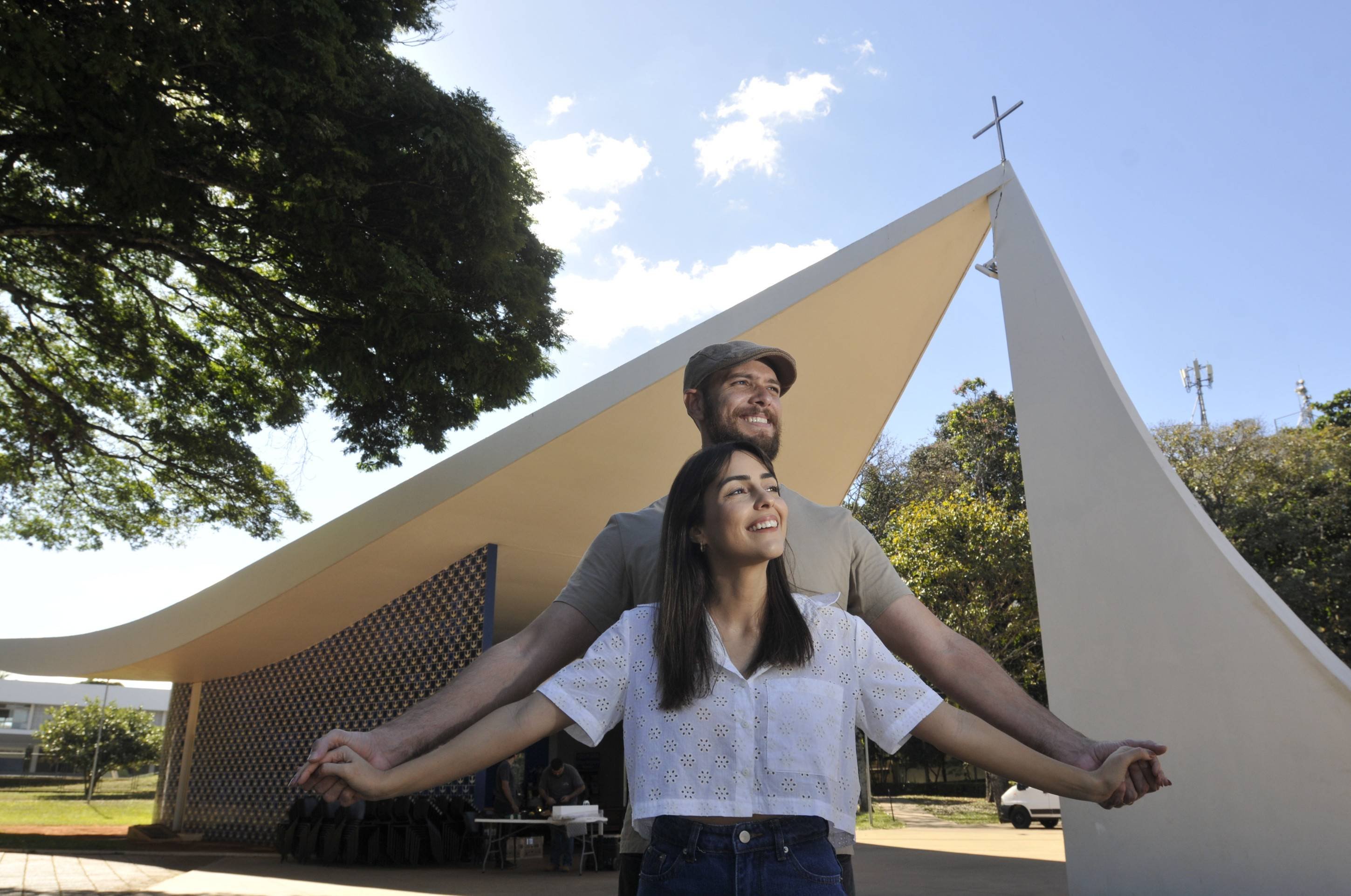  26/06/2025. Minervino Junior CB/DA Press. Igrejinha Nossa Senhora de Fátima, EQS 307/308 - Asa Sul. Paula Alvim e Luiz Felipe Barbosa