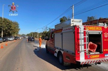 Acidente ocorreu por volta das 7h40, na DF-280 - (crédito: Divulgação/CBMDF) Acidente ocorreu por volta das 7h40, na DF-280 - (crédito: Divulgação/CBMDF)