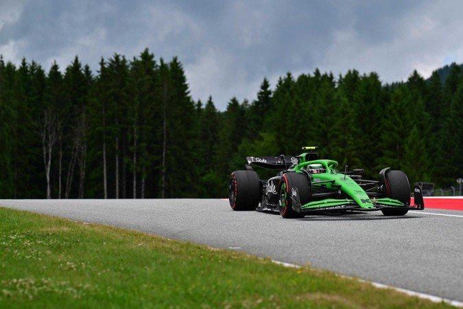 O brasileiro Gabriel Bortoleto ainda busca os primeiros pontos na Fórmula 1 e terá uma nova chance no Grande Prêmio da Áustria       -  (crédito:  AFP)