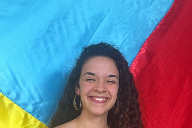 Tainá Martins é coordenadora de uma brinquedoteca comunitária