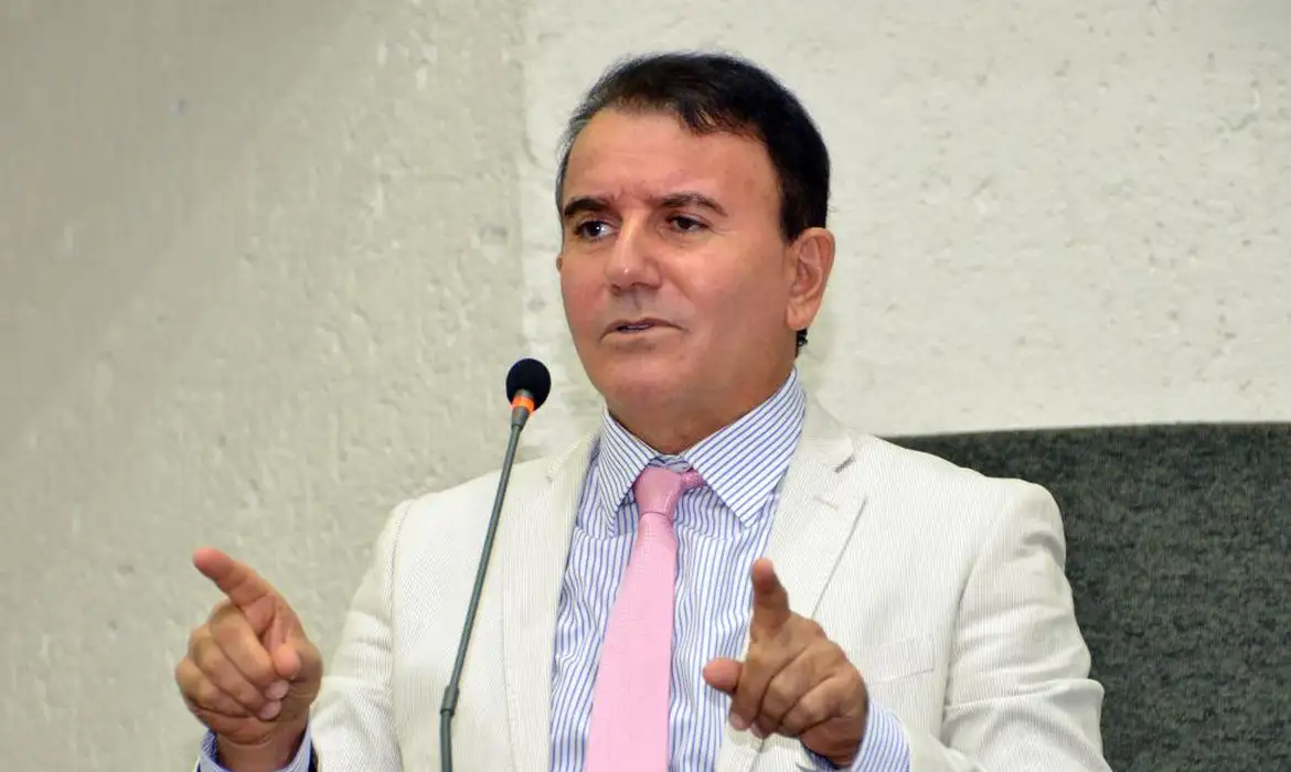 Foram cumpridos três mandados de prisão preventiva, três de busca e apreensão e outras medidas cautelares na capital tocantinense. -  (crédito: Benhur de Souza/Assembleia Legislativa de Tocantins)
