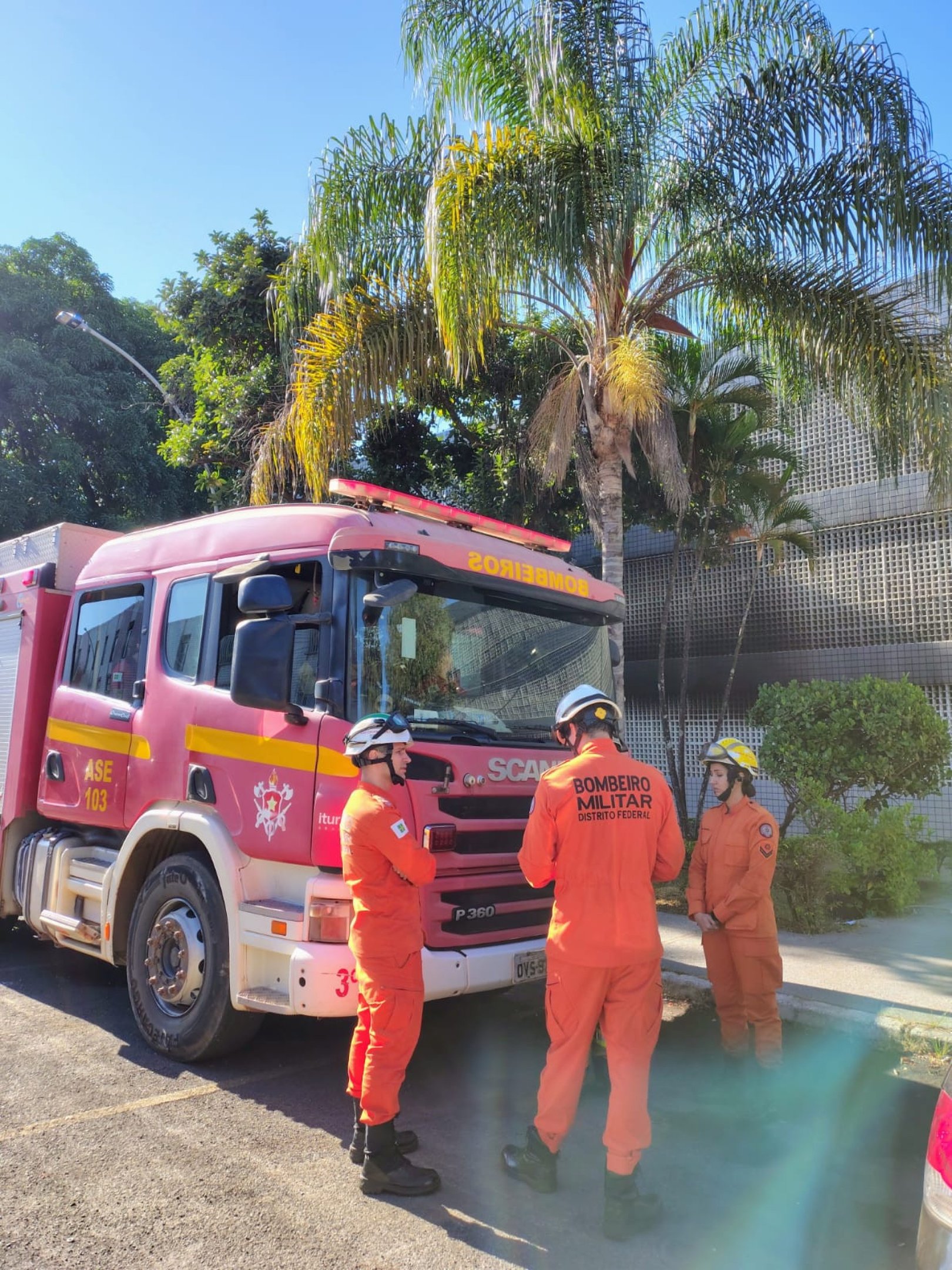 Idoso morre em incêndio em apartamento na SQS408, na madrugada desta sexta-feira (27/6)