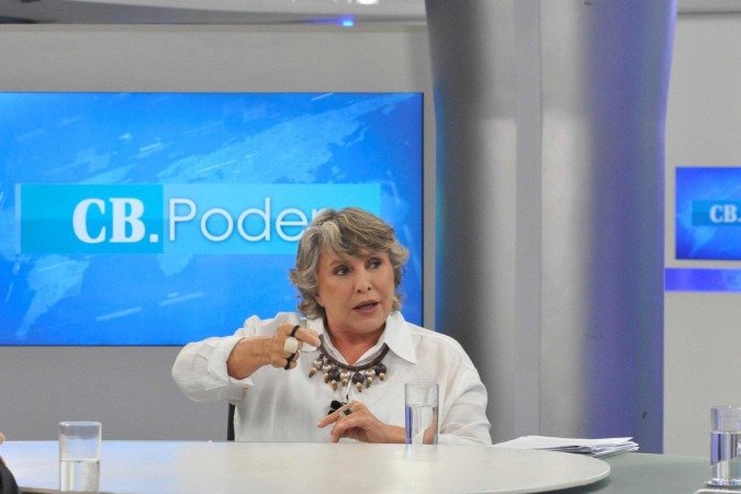 28/02/2025. Guilherme Felix CB/DA Press.  A deputada Érika Kokay (PT/DF), membro da Comissão de Constituição e Justiça da Câmara Federal, é a entrevistada do CB.Poder.
 Na bancada: Denise Rothenburg e Carlos Alexandre de Souza. 