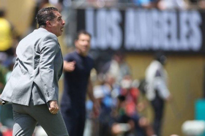 TÉCNICO: RENATO PAIVA - 