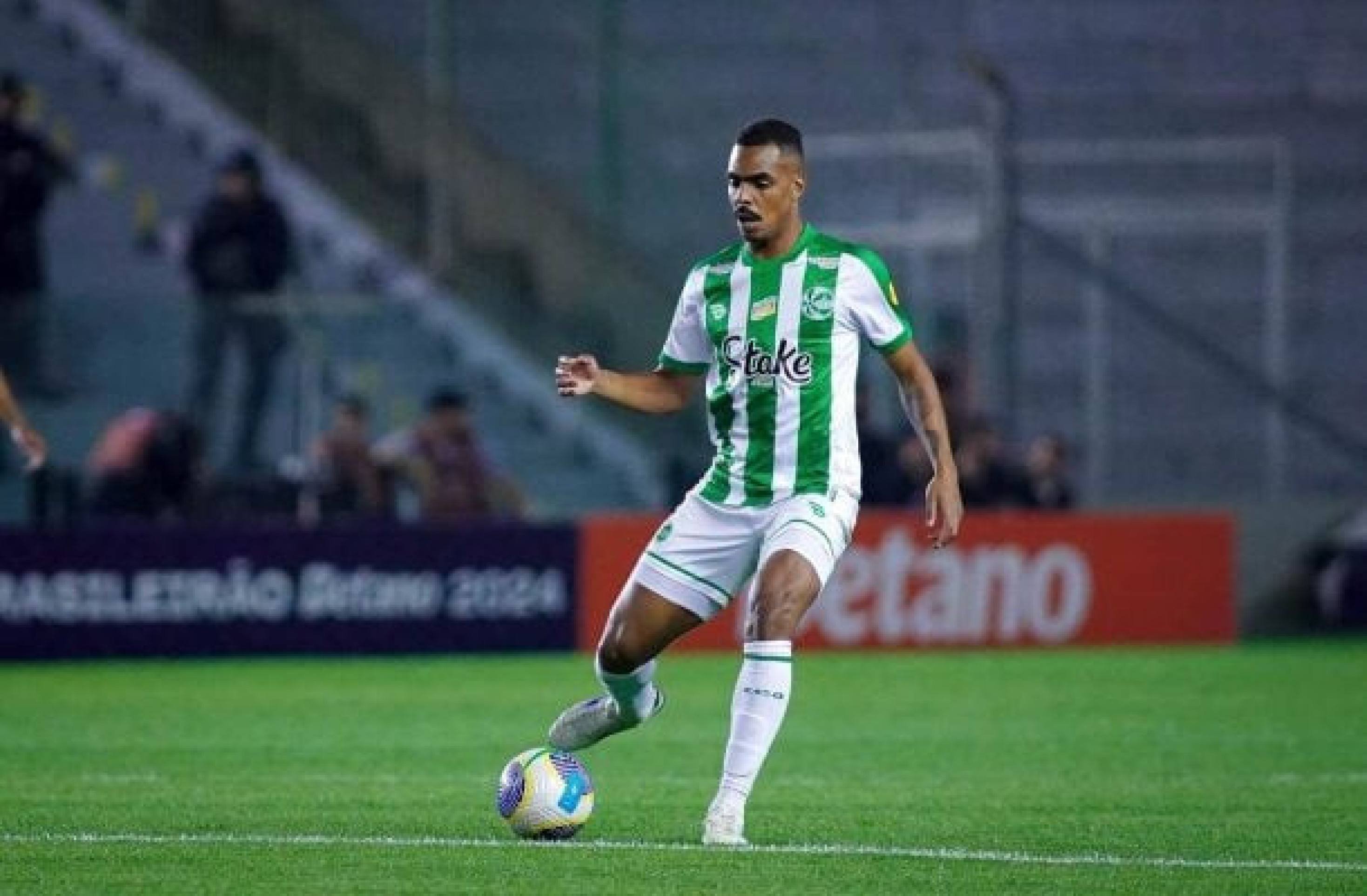 Caíque reprova em exames médicos e Grêmio desiste de negócio