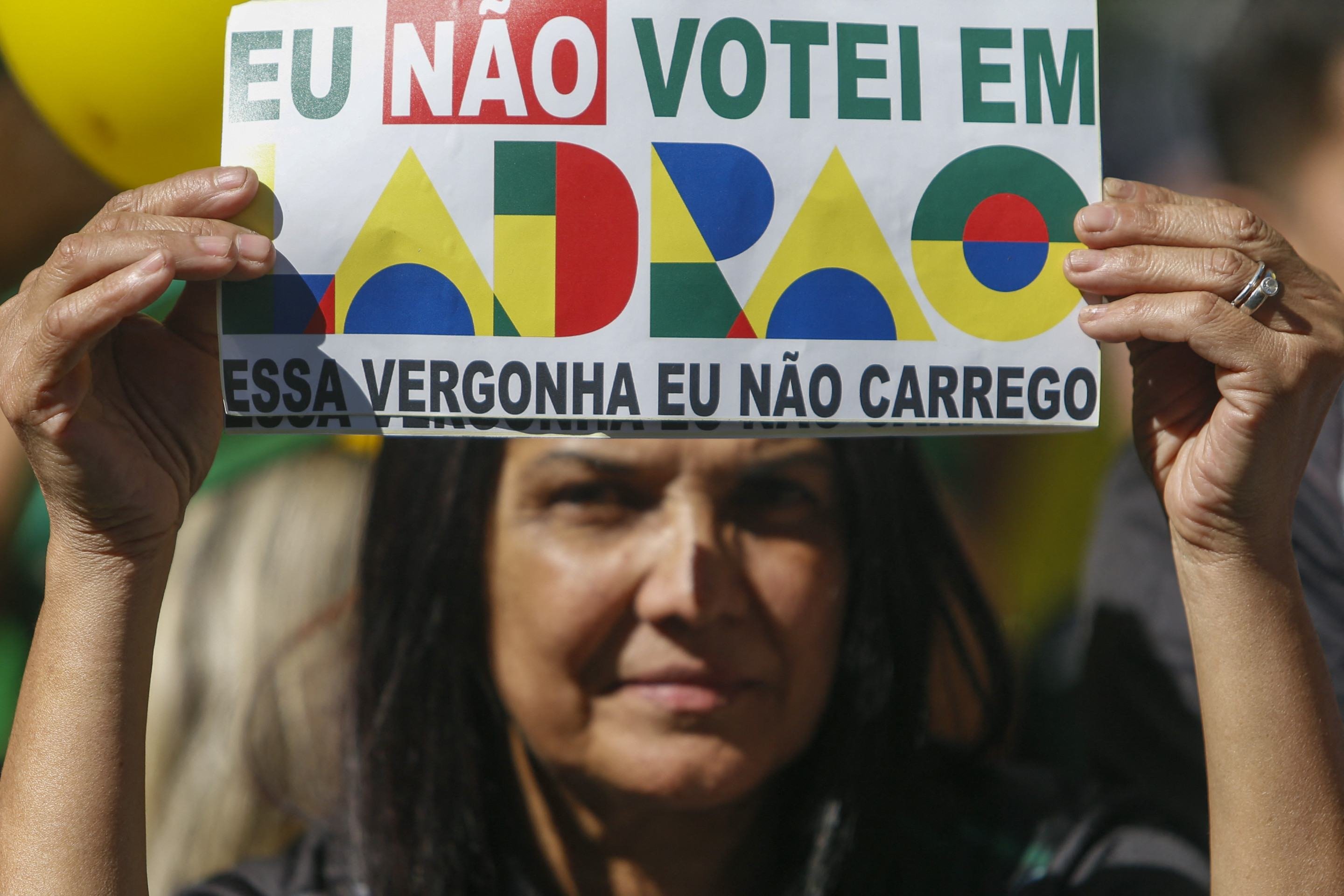  Apoiadores do ex-presidente brasileiro Jair Bolsonaro participam de um comício na Avenida Paulista, em São Paulo, Brasil, em 29 de junho de 2025