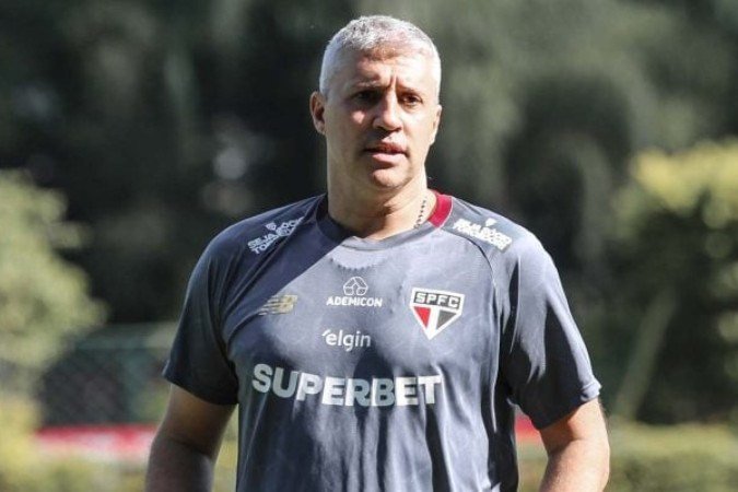 Crespo recebeu elogios por conta dos primeiros treinamentos - (crédito: Foto: Erico Leonan/São Paulo FC) Crespo recebeu elogios por conta dos primeiros treinamentos - (crédito: Foto: Erico Leonan/São Paulo FC)